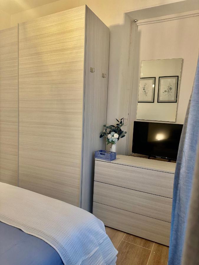 Apartament Dama House Airport&Hospital Katania Zewnętrze zdjęcie