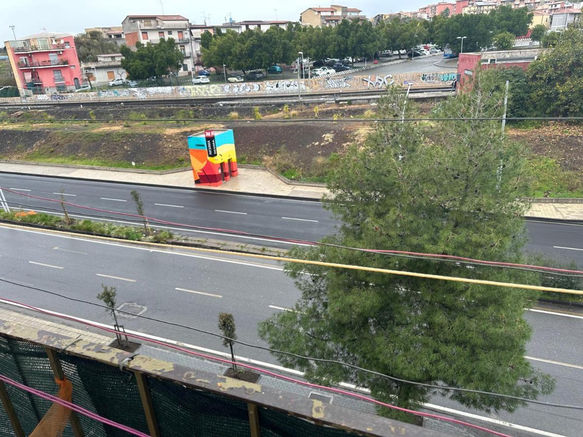 Apartament Dama House Airport&Hospital Katania Zewnętrze zdjęcie